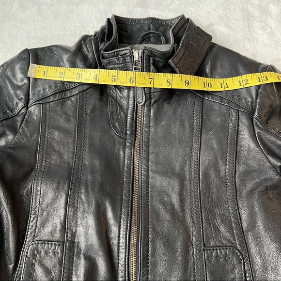 DANIER Black Leather Bomber Jacket - Picture 8 of 16